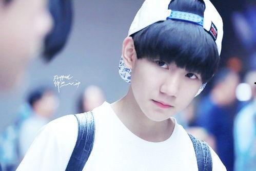 王源吃瓜嫂子视频播放,娱乐圈的瓜真多！